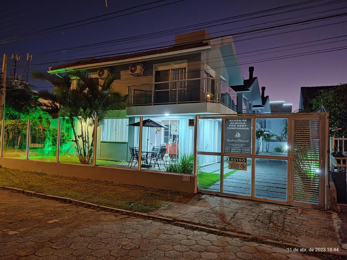 Residencial Bernardo, Meia Quadra Do Trapiche Florianopolis Ngoại thất bức ảnh